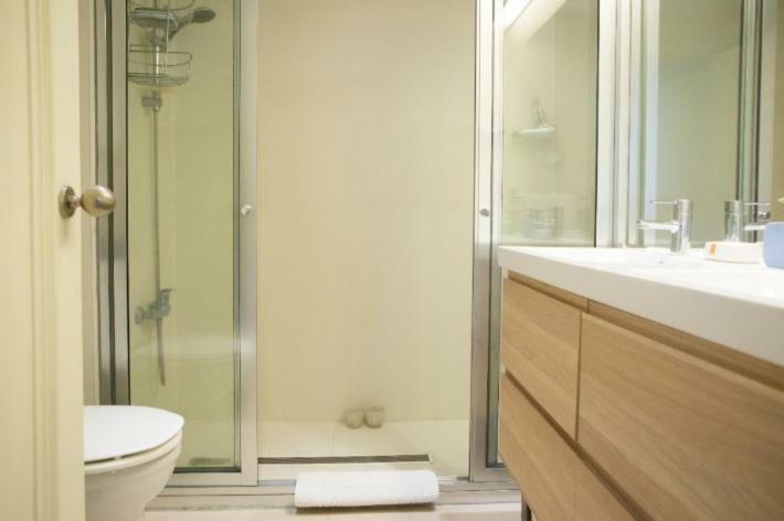 Apartment W Stunning View - Marina - Free Parking & Ac Φουνκάλ Εξωτερικό φωτογραφία